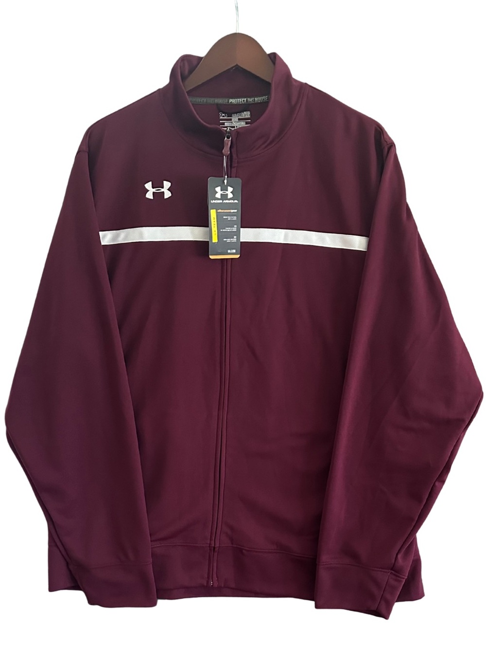 Under Armour Men’s XXL Maroon Team All Season Gear Full Zip Jacket Lightweight